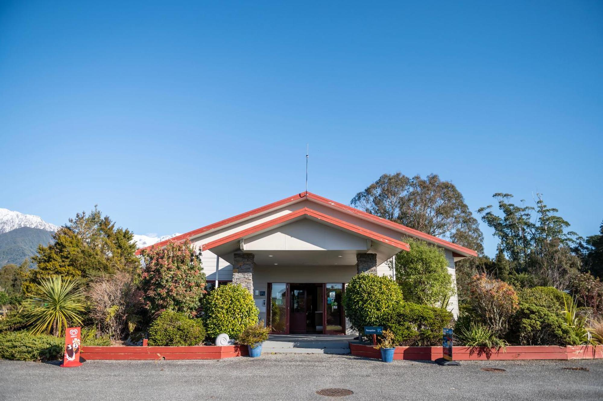 Franz Josef TOP 10 Holiday Park Exterior foto