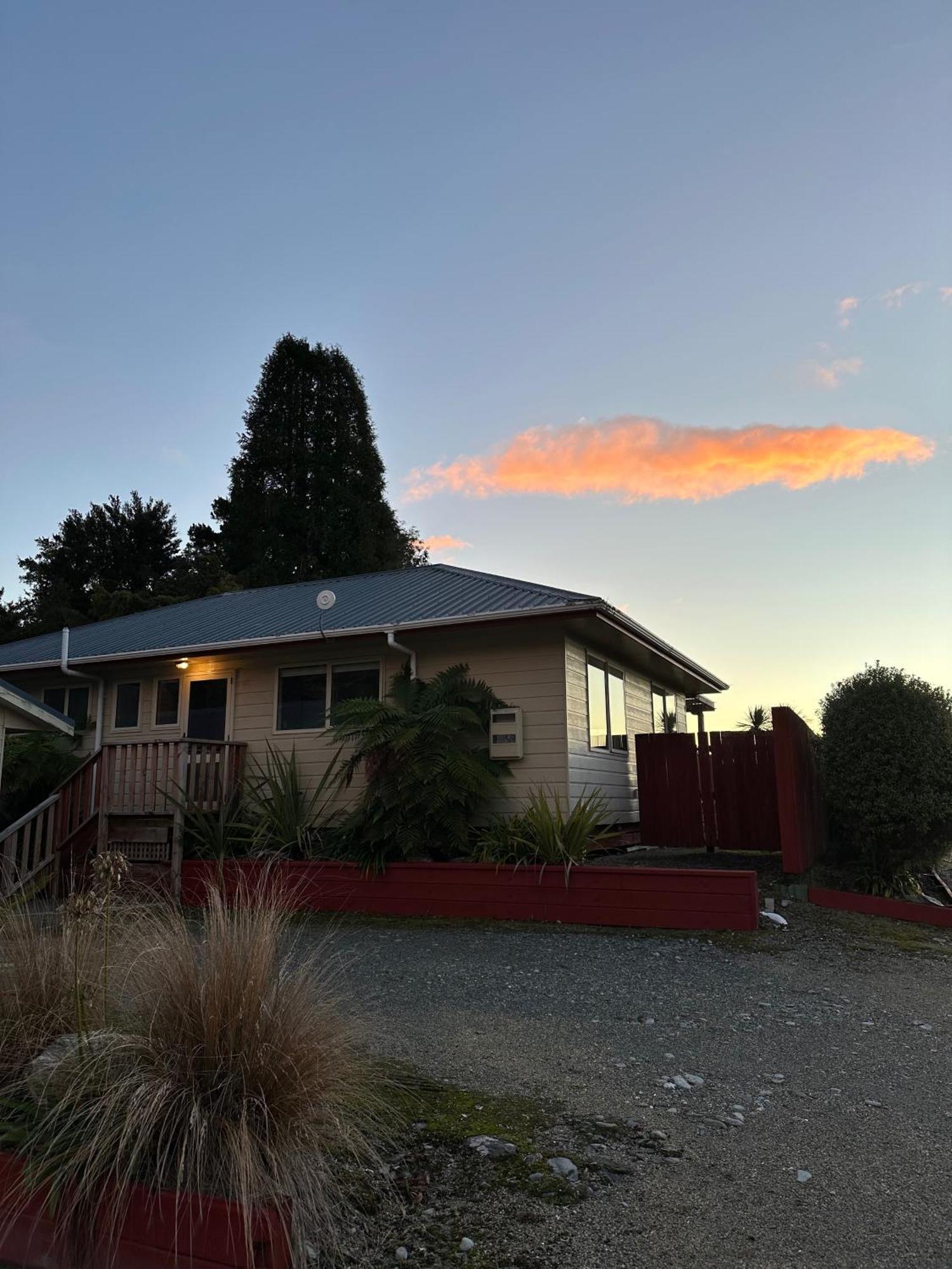 Franz Josef TOP 10 Holiday Park Exterior foto